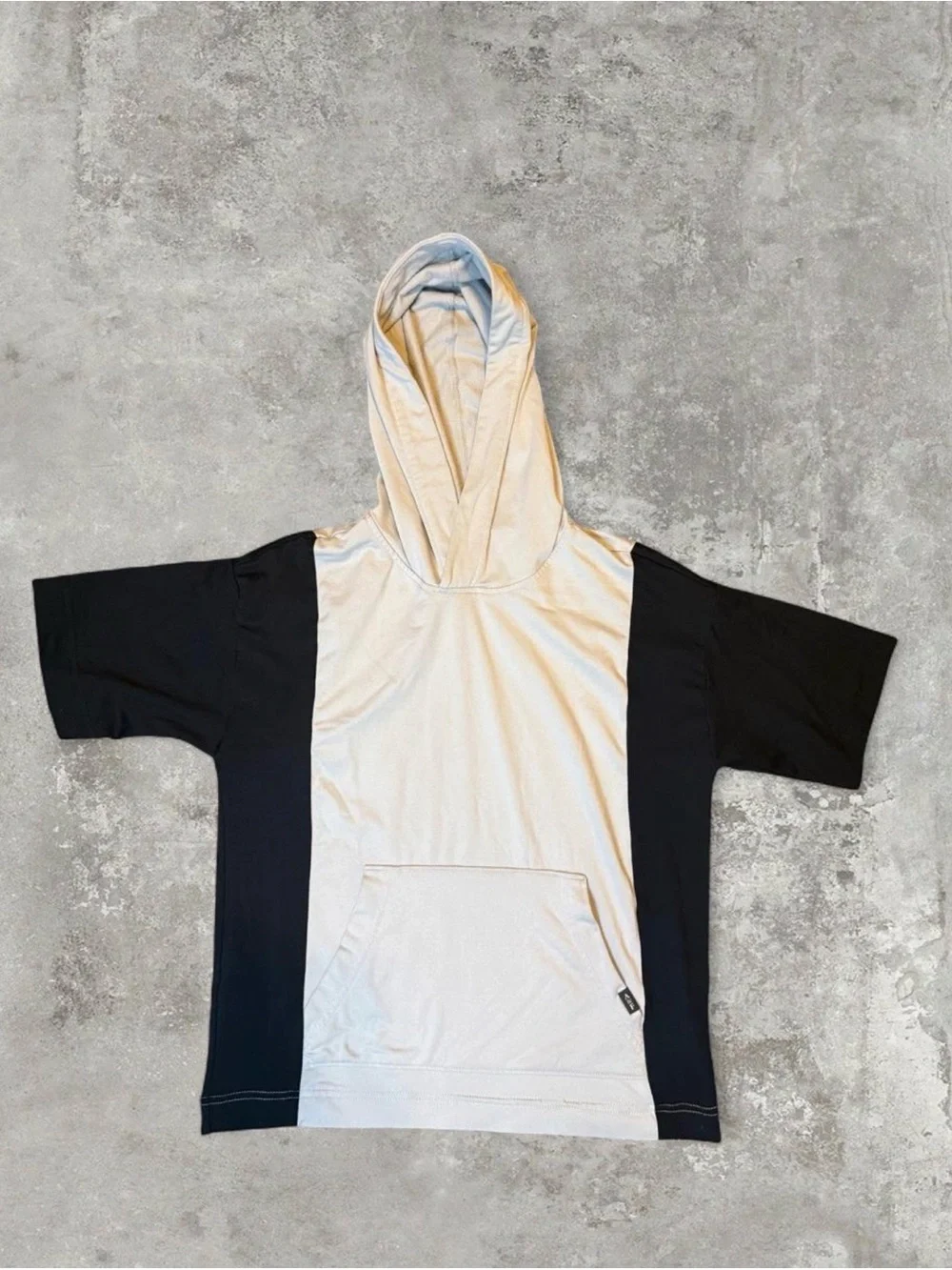 abercrombie kids Black & Cream Short-Sleeve Hooded Tee